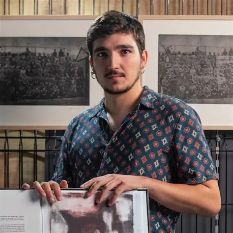 JAVIER CRUZADO_ALBA GUTIERREZ